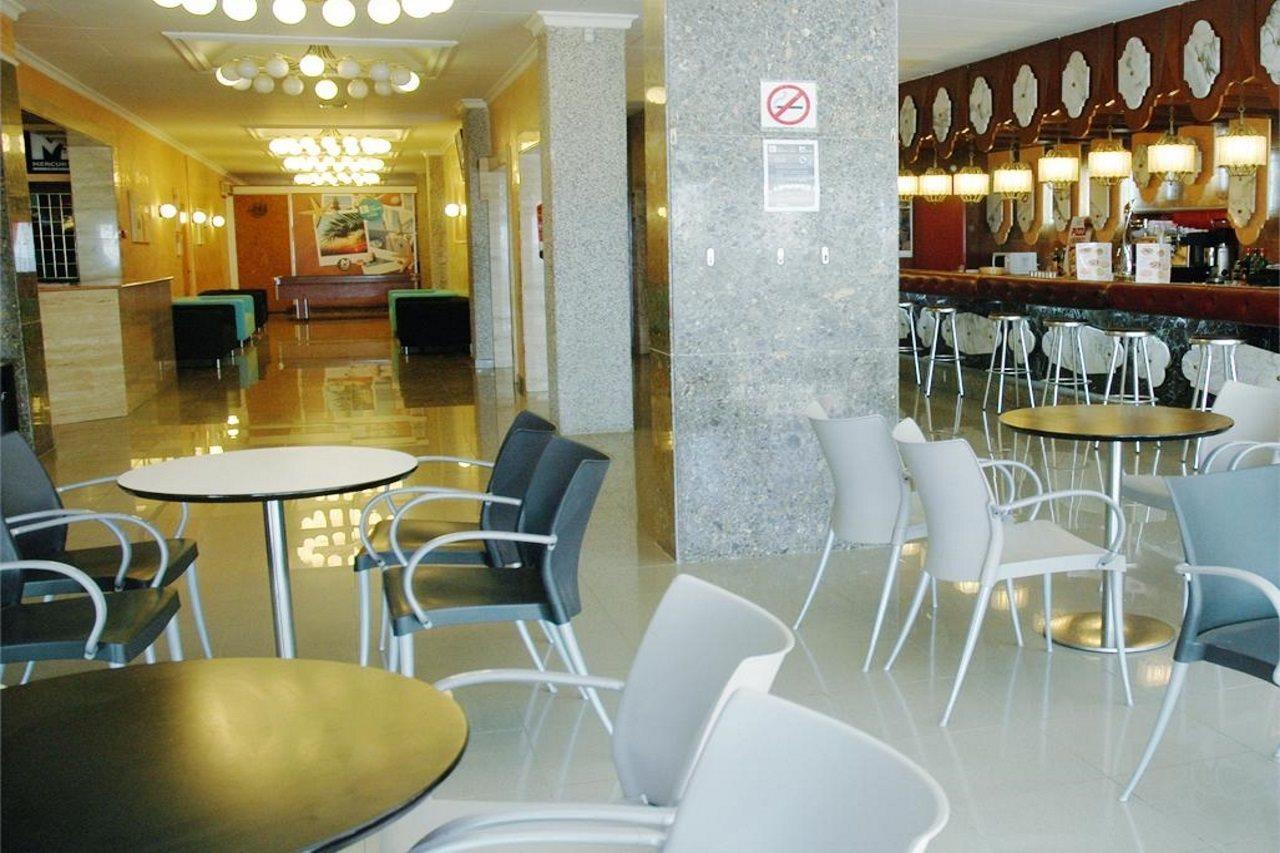 Hotel Fragata Calella Exterior photo