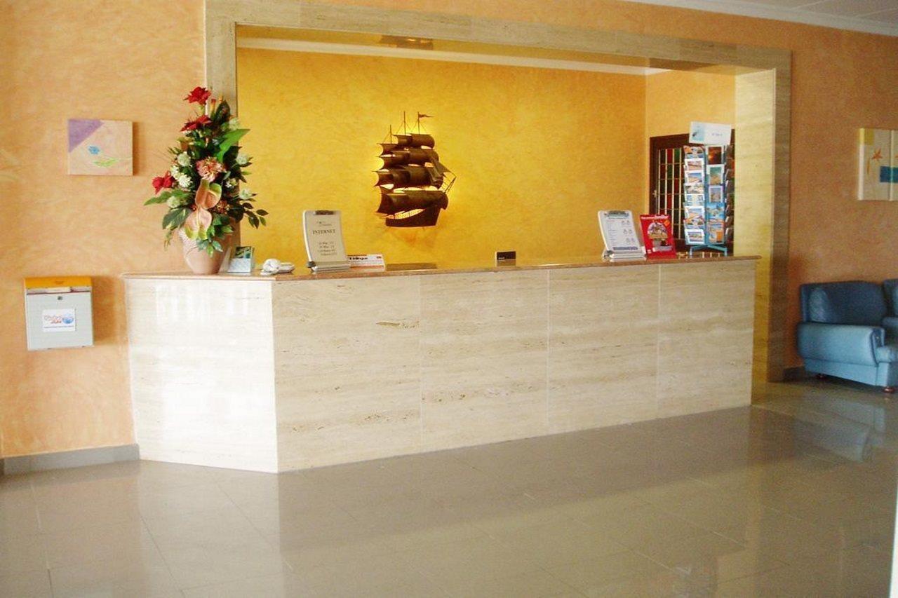 Hotel Fragata Calella Exterior photo